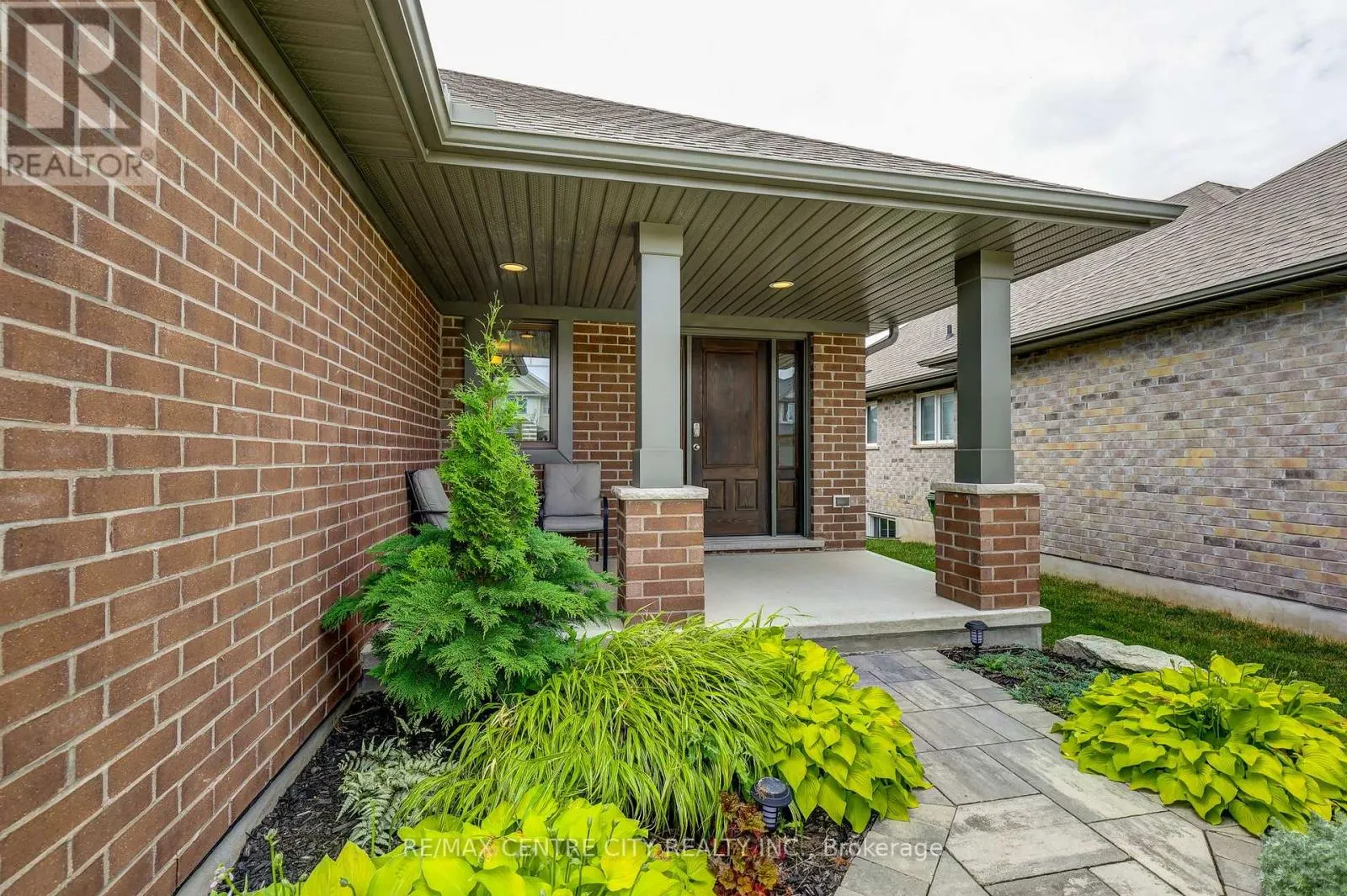 24 ACORN TRAIL