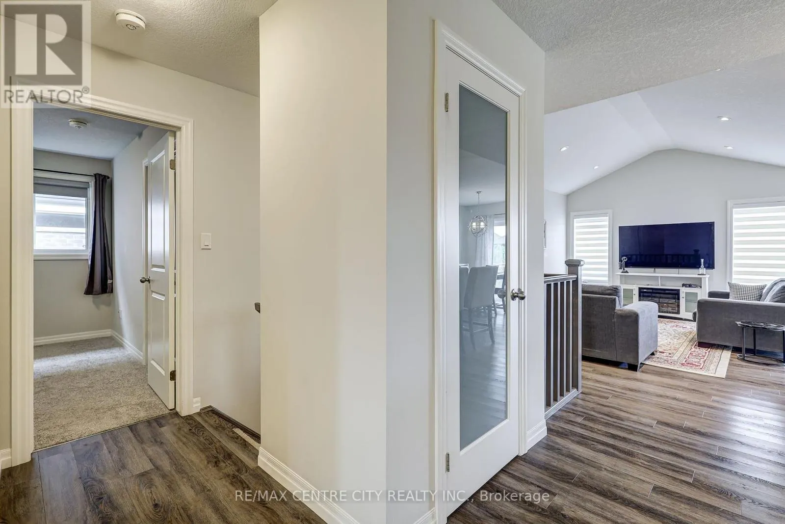 24 ACORN TRAIL