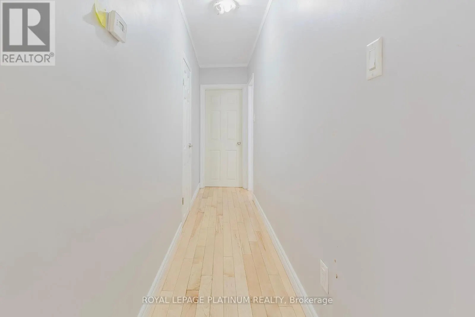 6 VARADI AVENUE