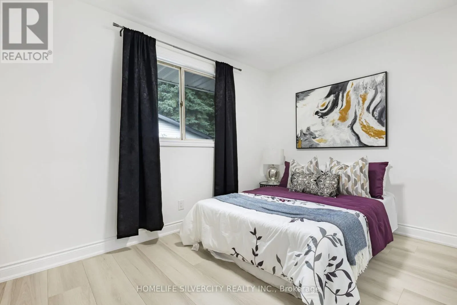 4 HIPEL AVENUE