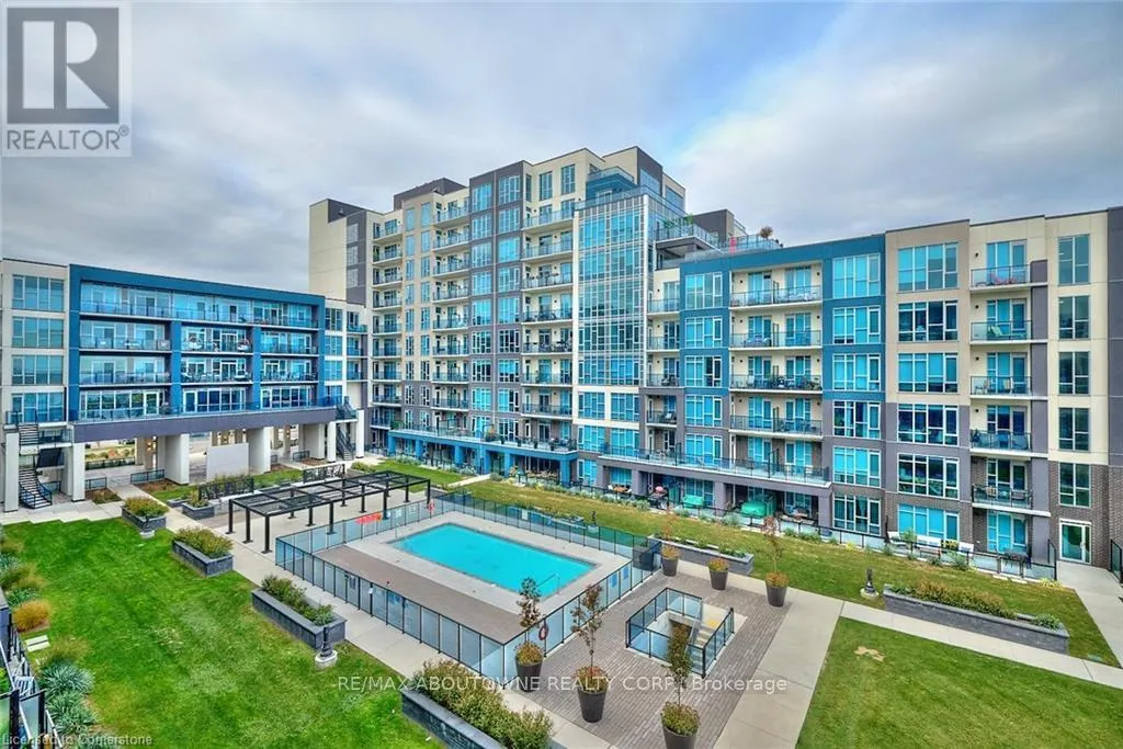 621 - 16 CONCORD PLACE
