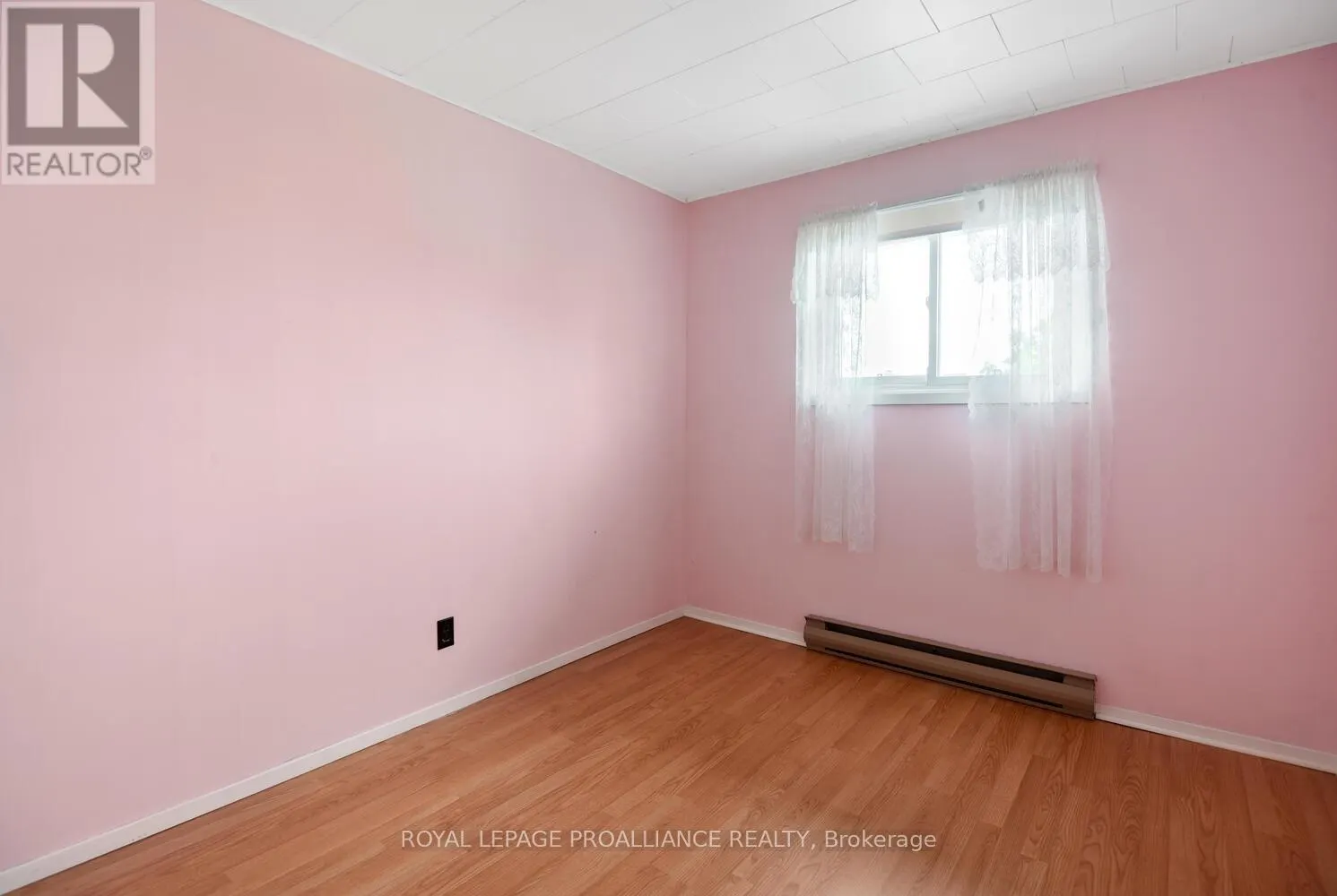 556 MIDDLE STREET
