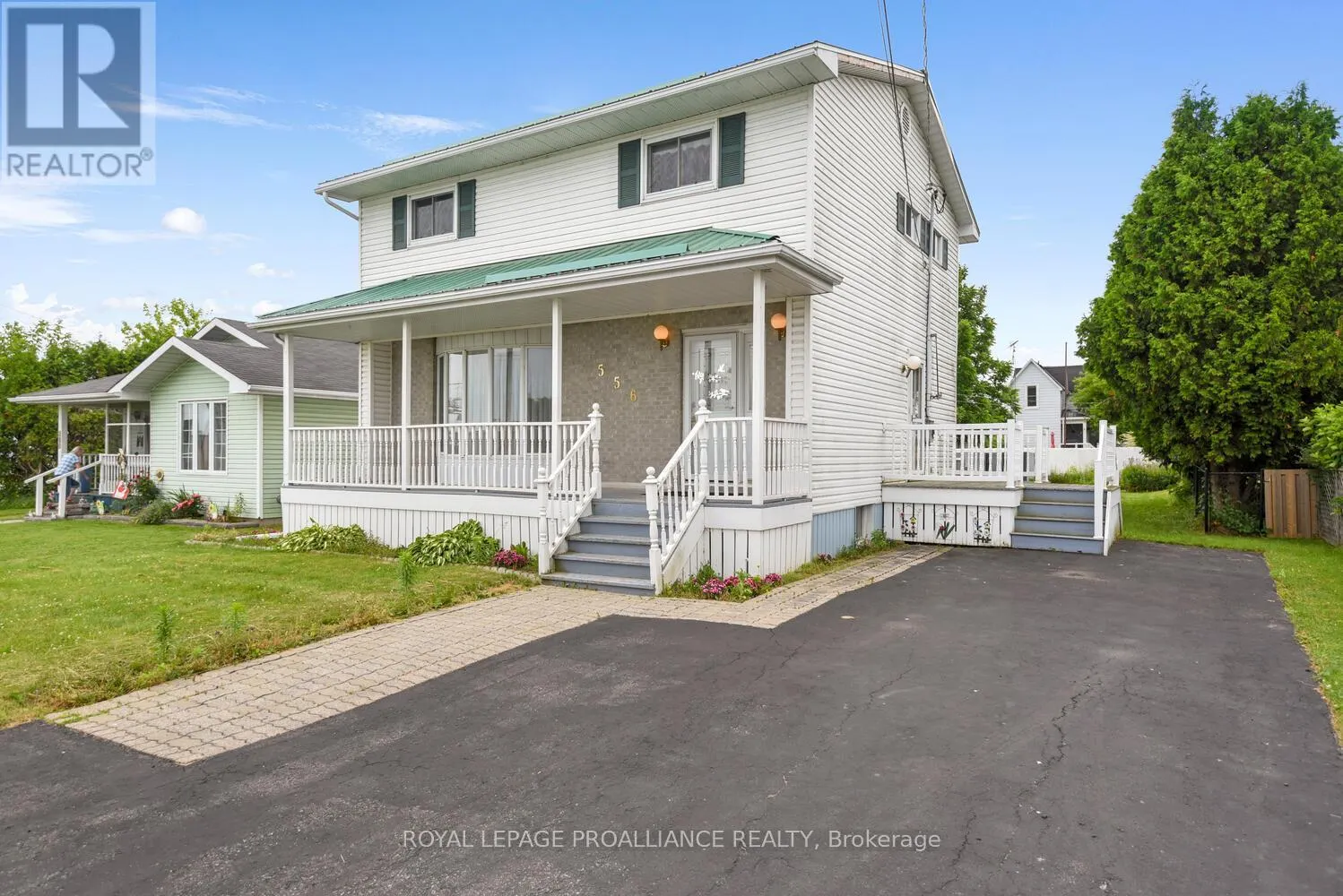 556 MIDDLE STREET