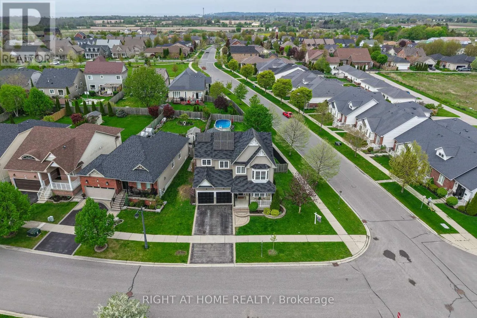 823 GREENLY DRIVE
