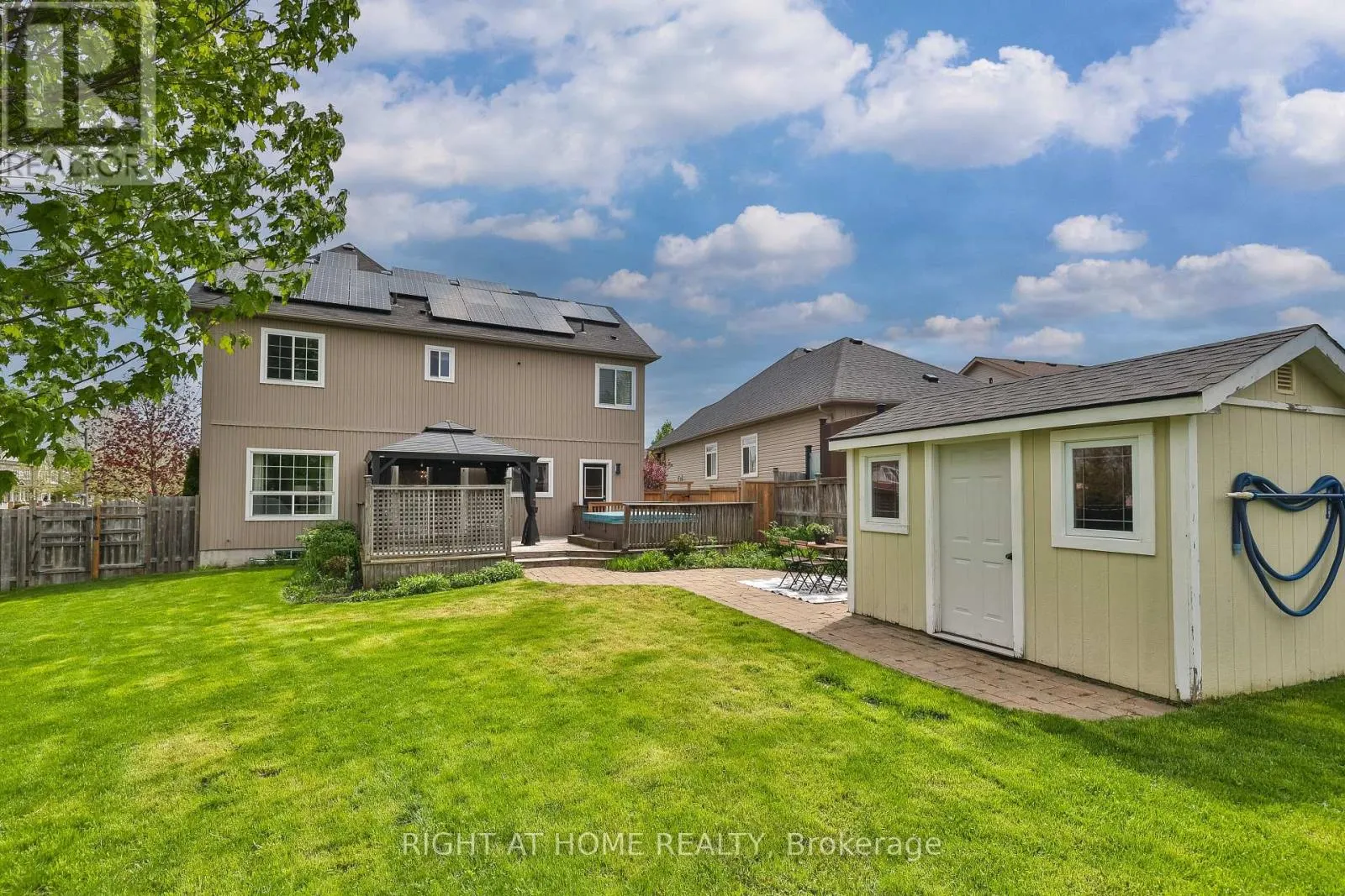 823 GREENLY DRIVE
