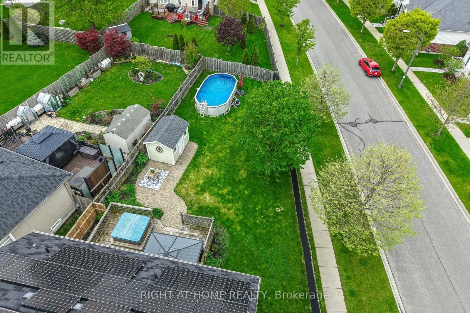 823 GREENLY DRIVE