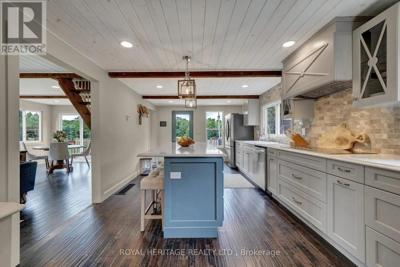 7551 CAMPBELL ROAD