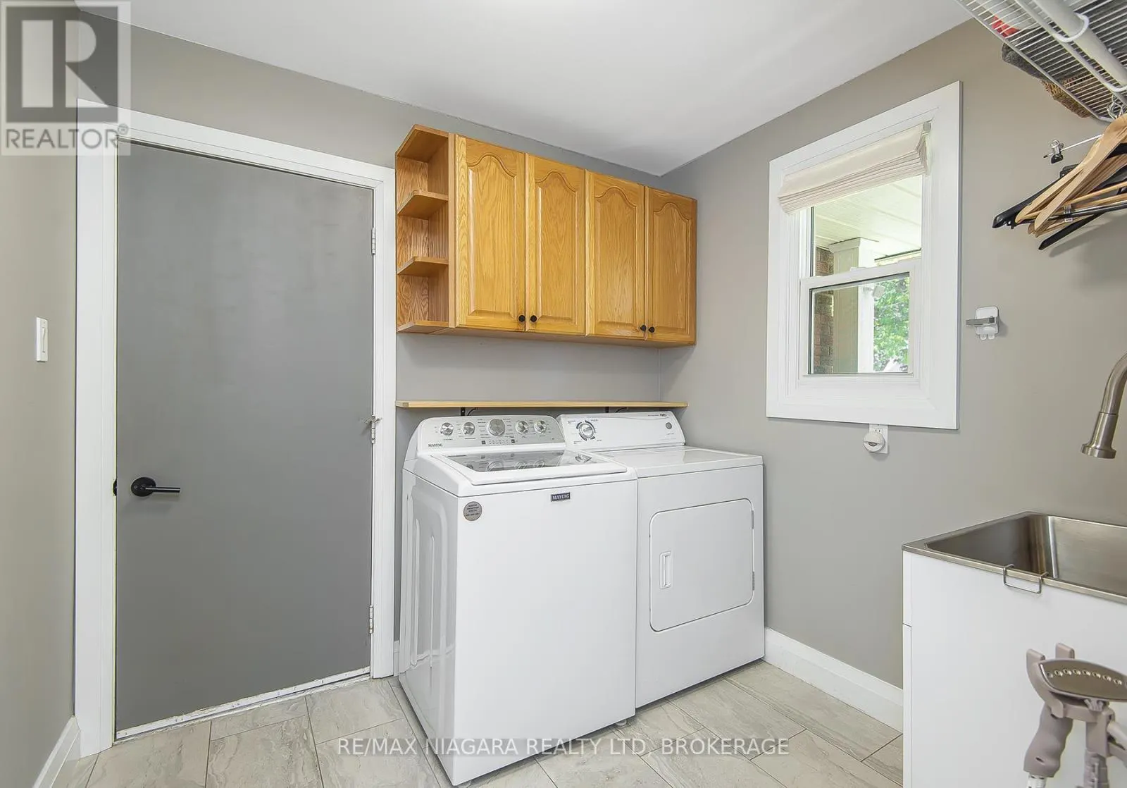38 BANBURRY CRESCENT