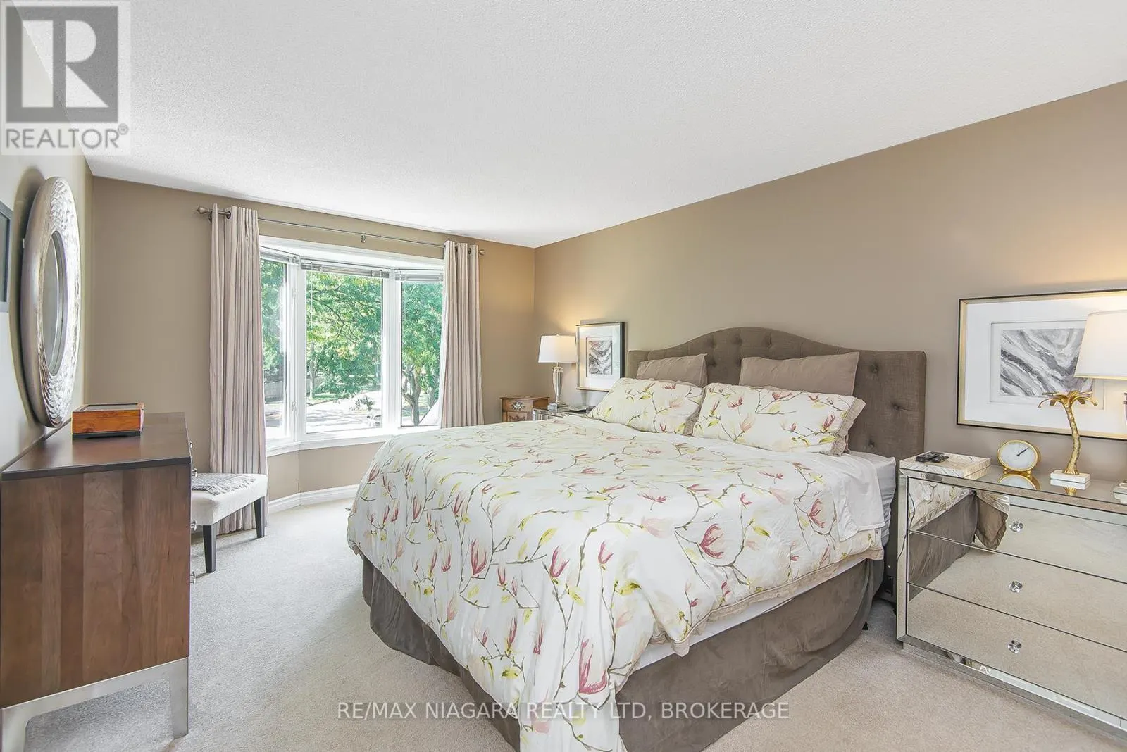 38 BANBURRY CRESCENT