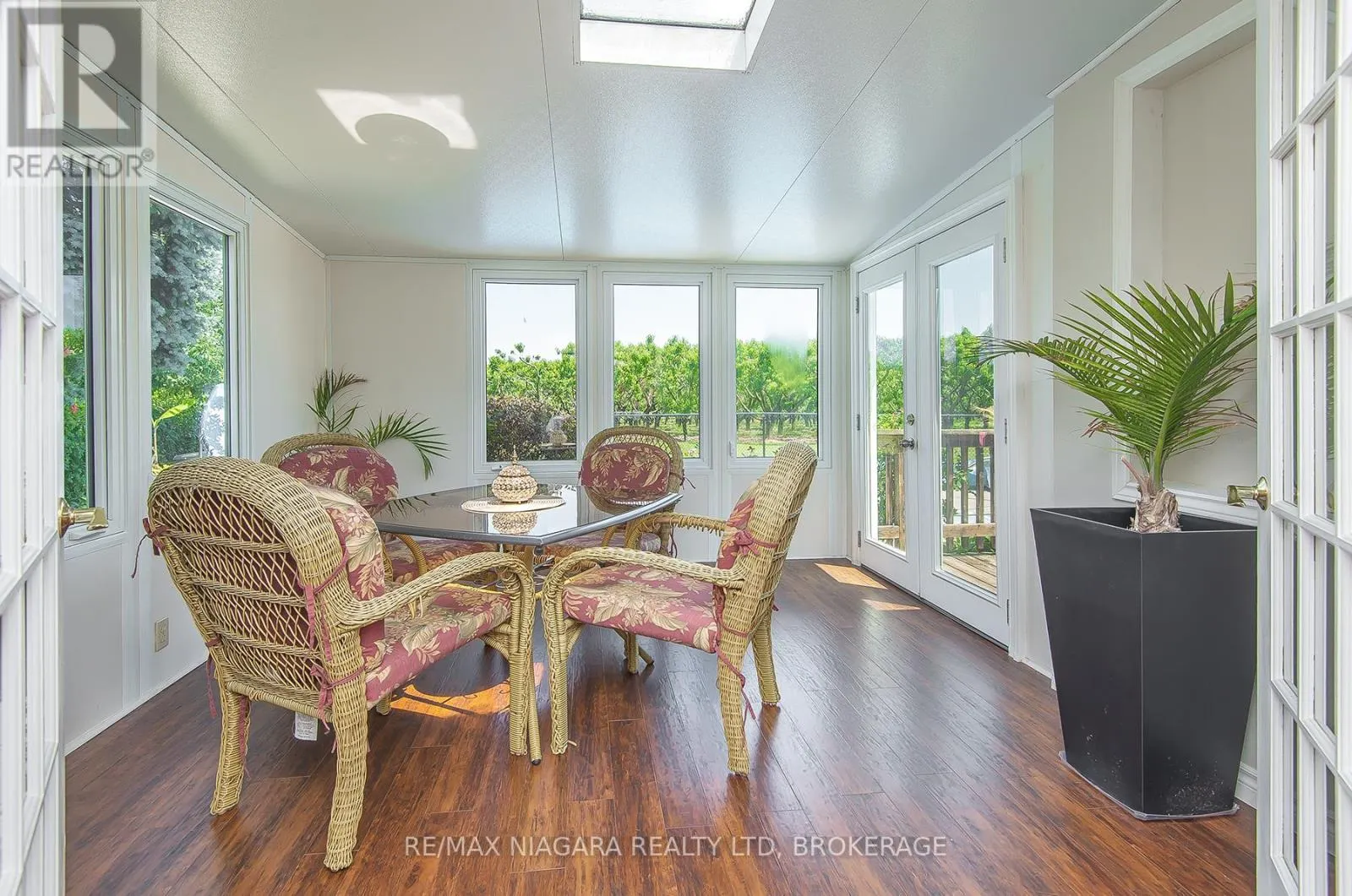 38 BANBURRY CRESCENT