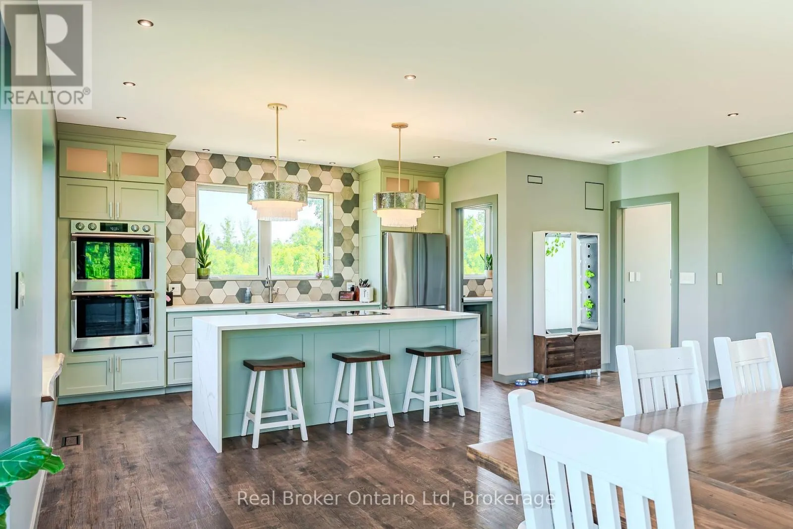 359801 BAYSHORE ROAD