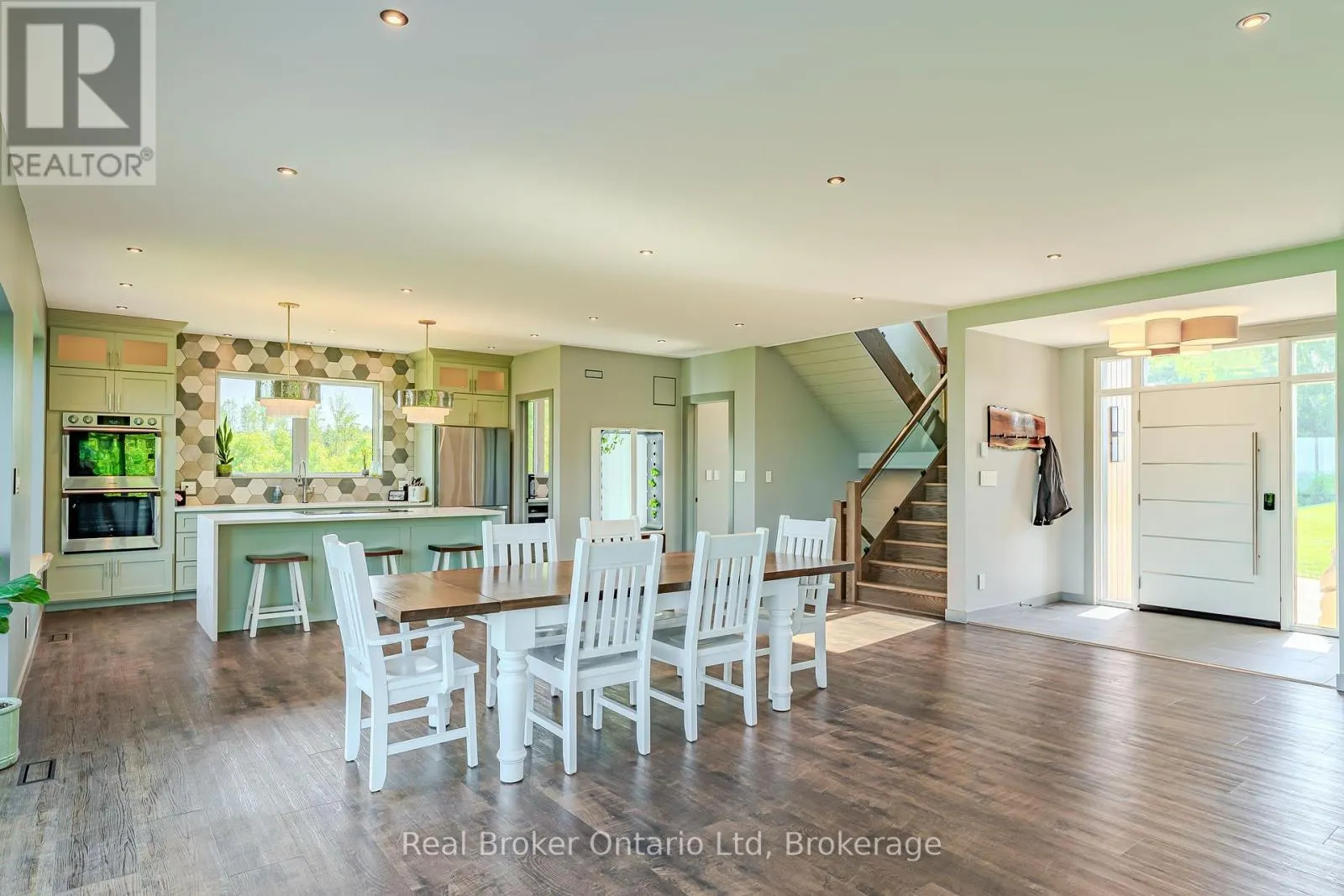 359801 BAYSHORE ROAD