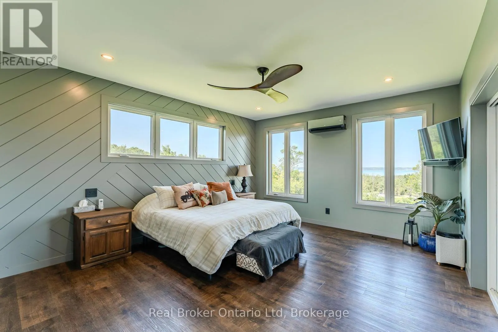 359801 BAYSHORE ROAD