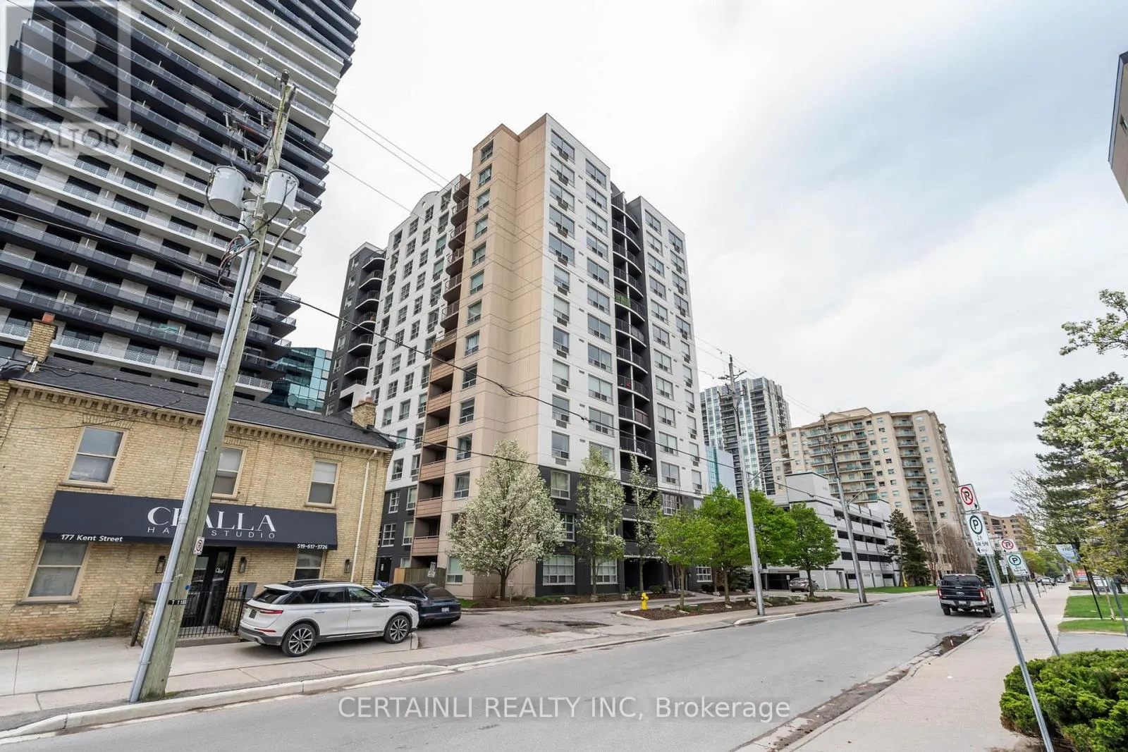 106 - 155 KENT STREET, #106