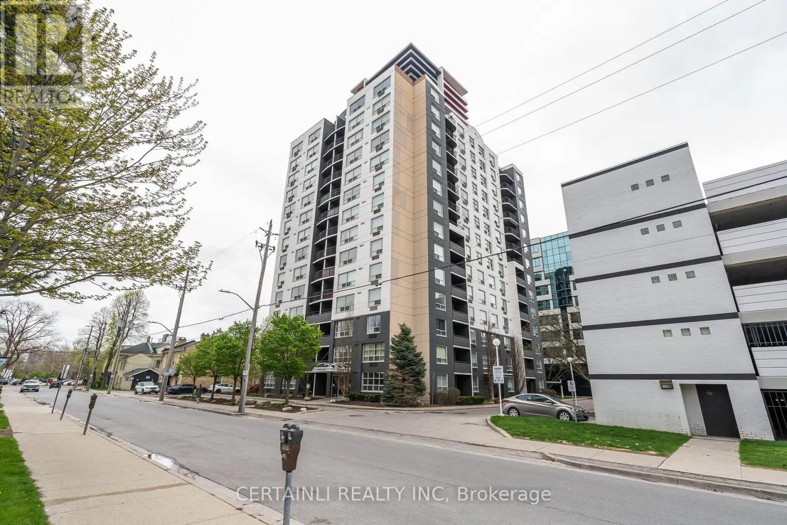 106 - 155 KENT STREET, #106