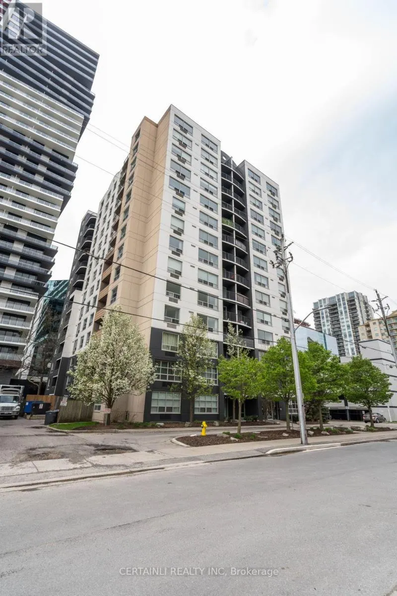 106 - 155 KENT STREET, #106