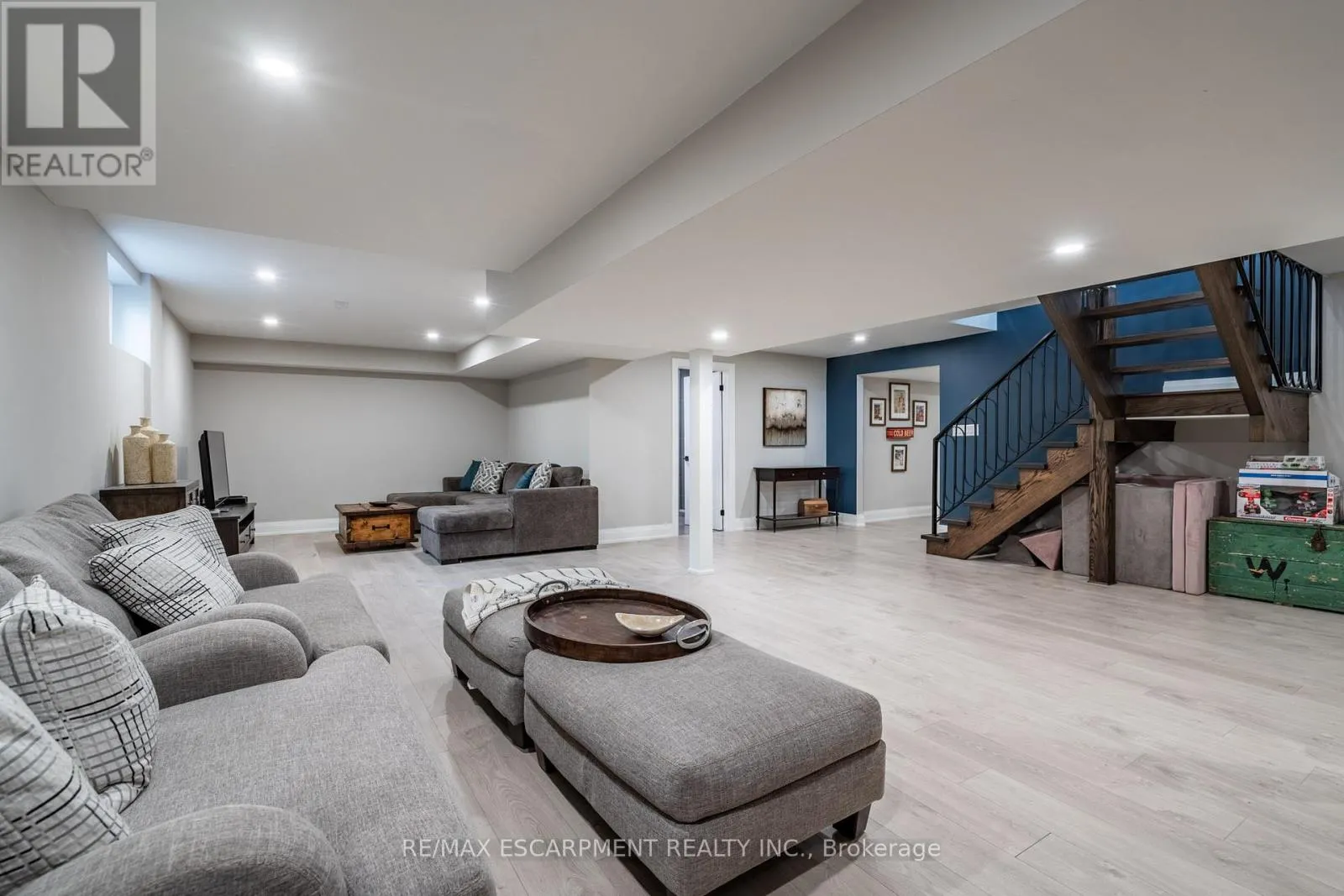 81 FLANDERS DRIVE