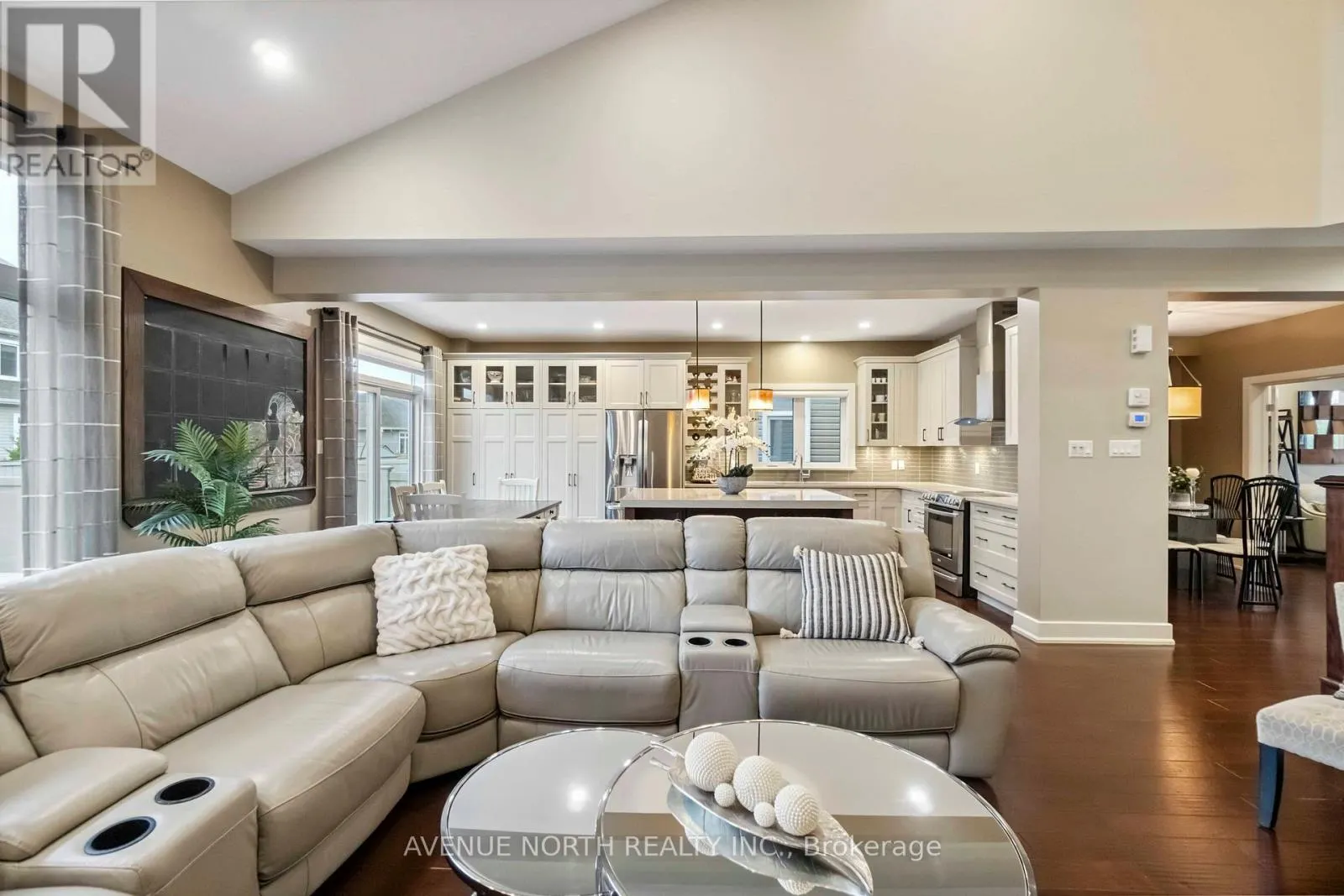 718 BUNCHBERRY WAY