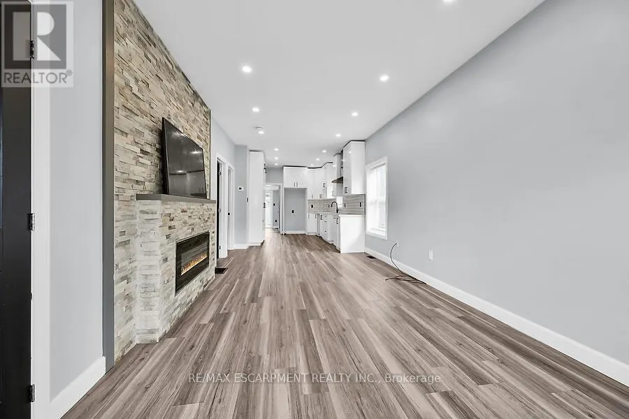 16 WEBLING STREET