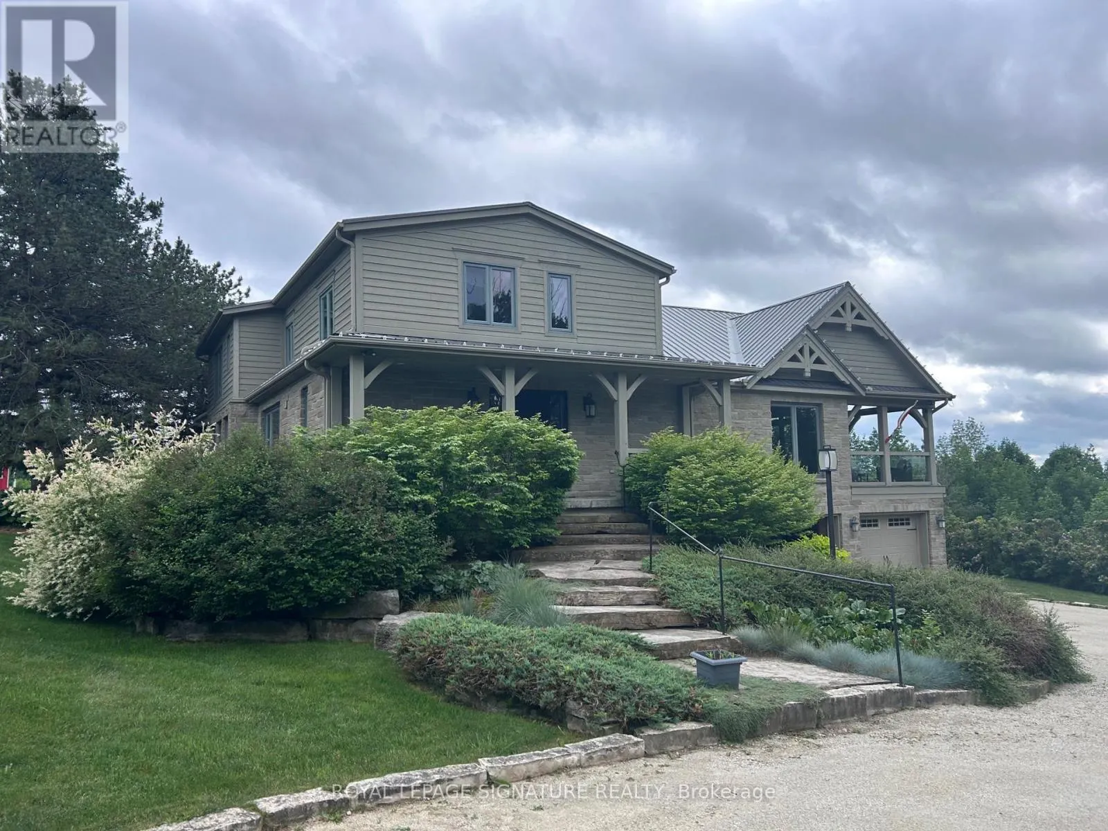 608450 12TH SIDE ROAD