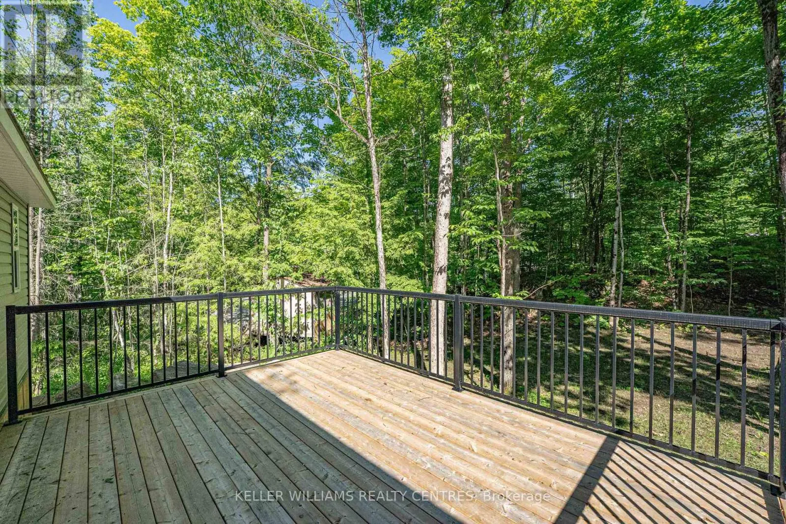 UNIT #4 - 202 HIDDEN GLEN ROAD