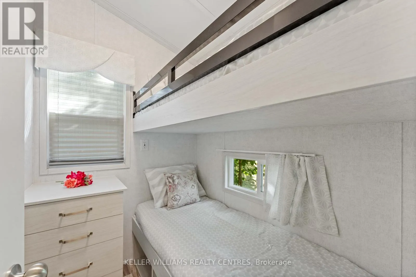 UNIT #4 - 202 HIDDEN GLEN ROAD