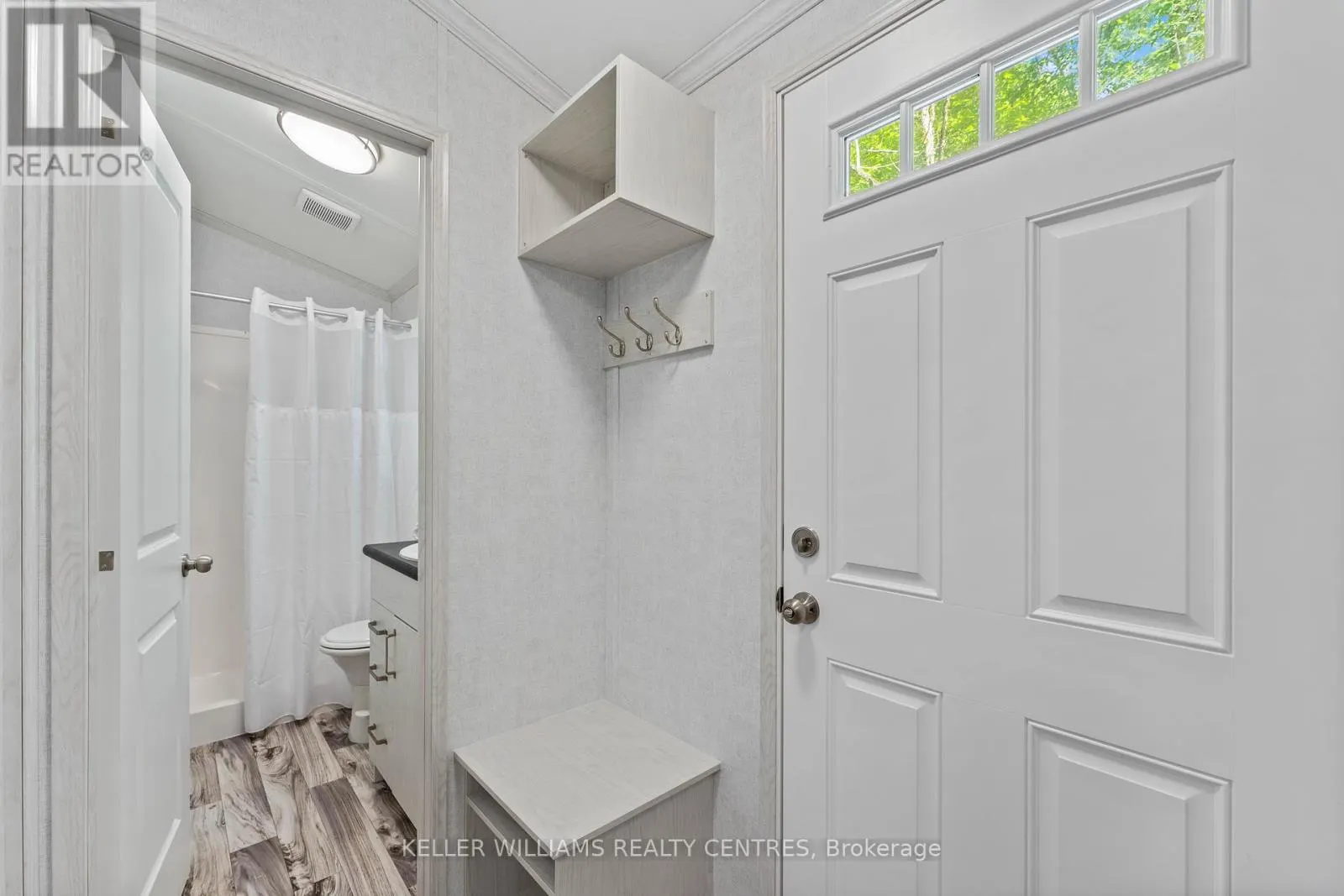 UNIT #4 - 202 HIDDEN GLEN ROAD