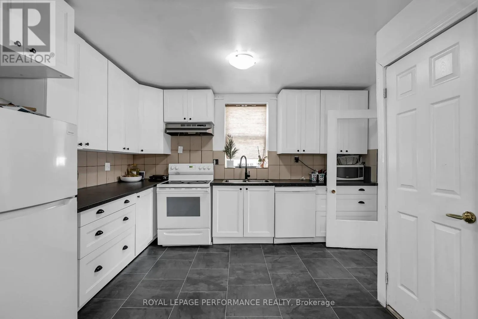 149 DOMINION STREET S