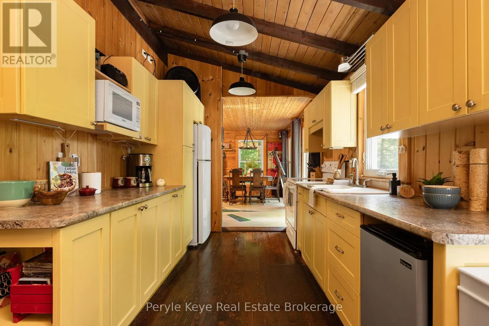 6 & 8 BRENNAN CIRCLE
