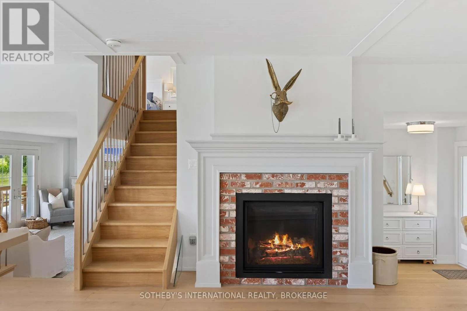 1219 LAKESHORE ROAD