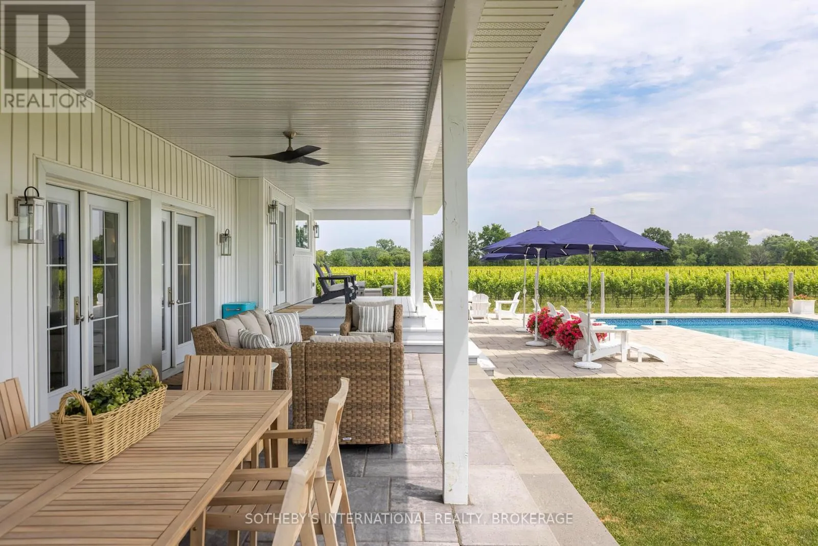 1219 LAKESHORE ROAD
