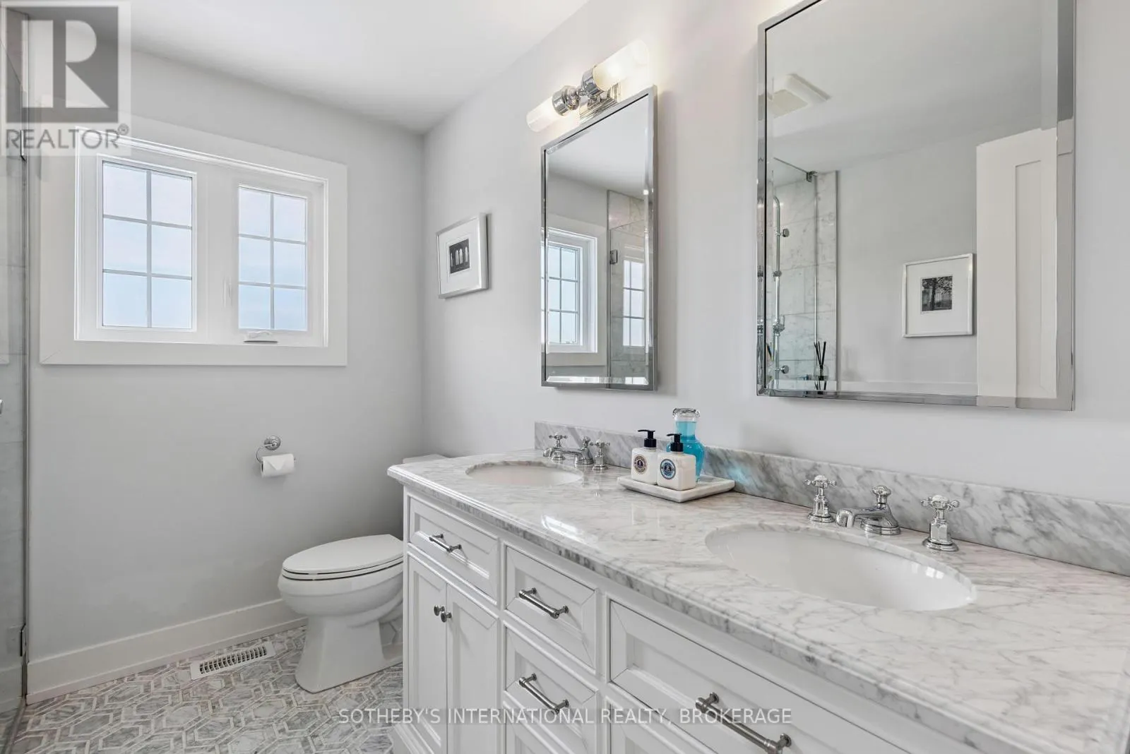 1219 LAKESHORE ROAD