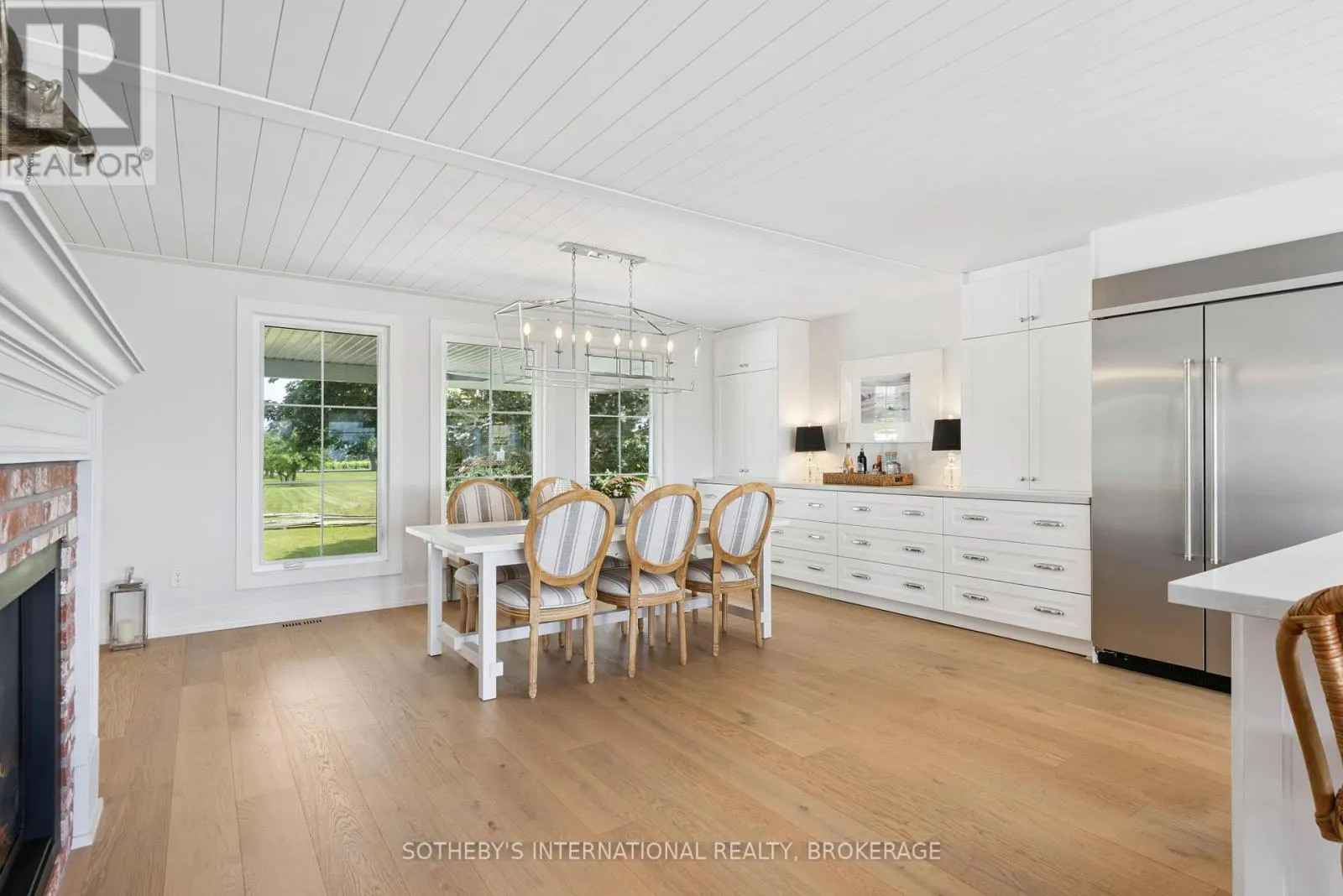 1219 LAKESHORE ROAD