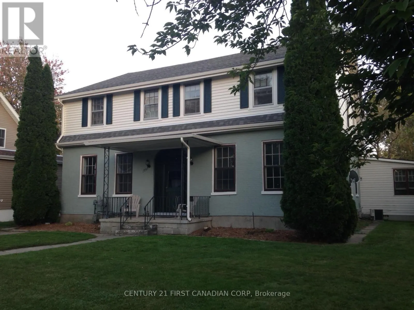 204 SELKIRK STREET