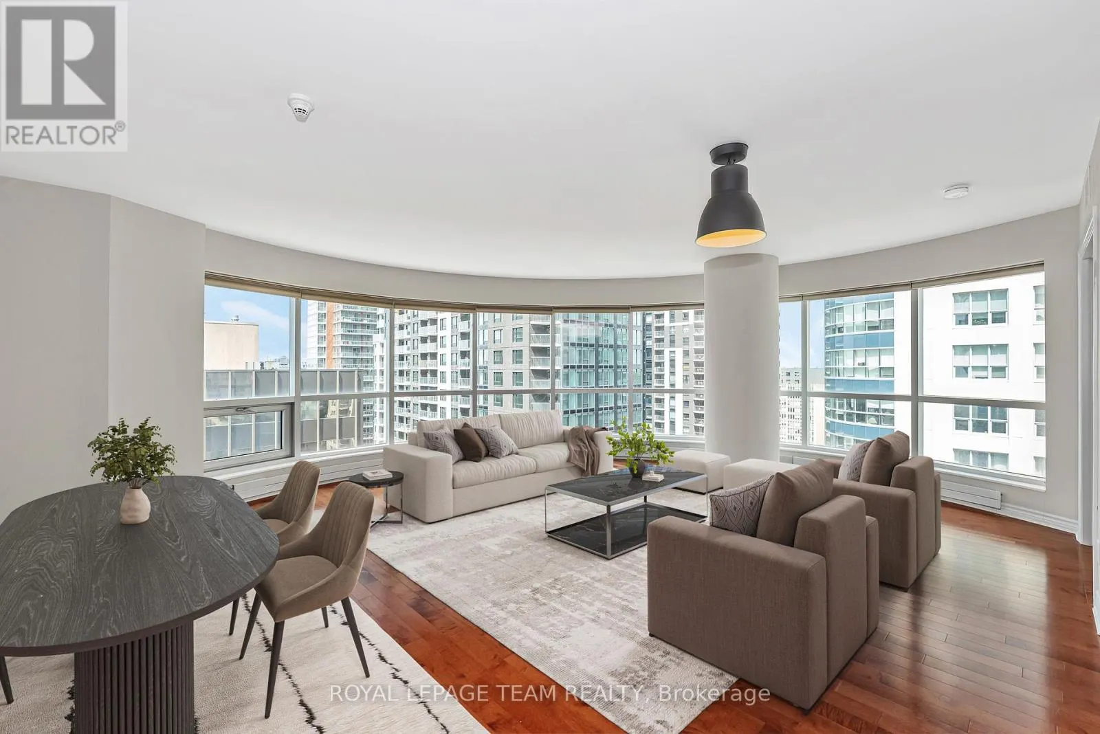 1404 - 234 RIDEAU STREET