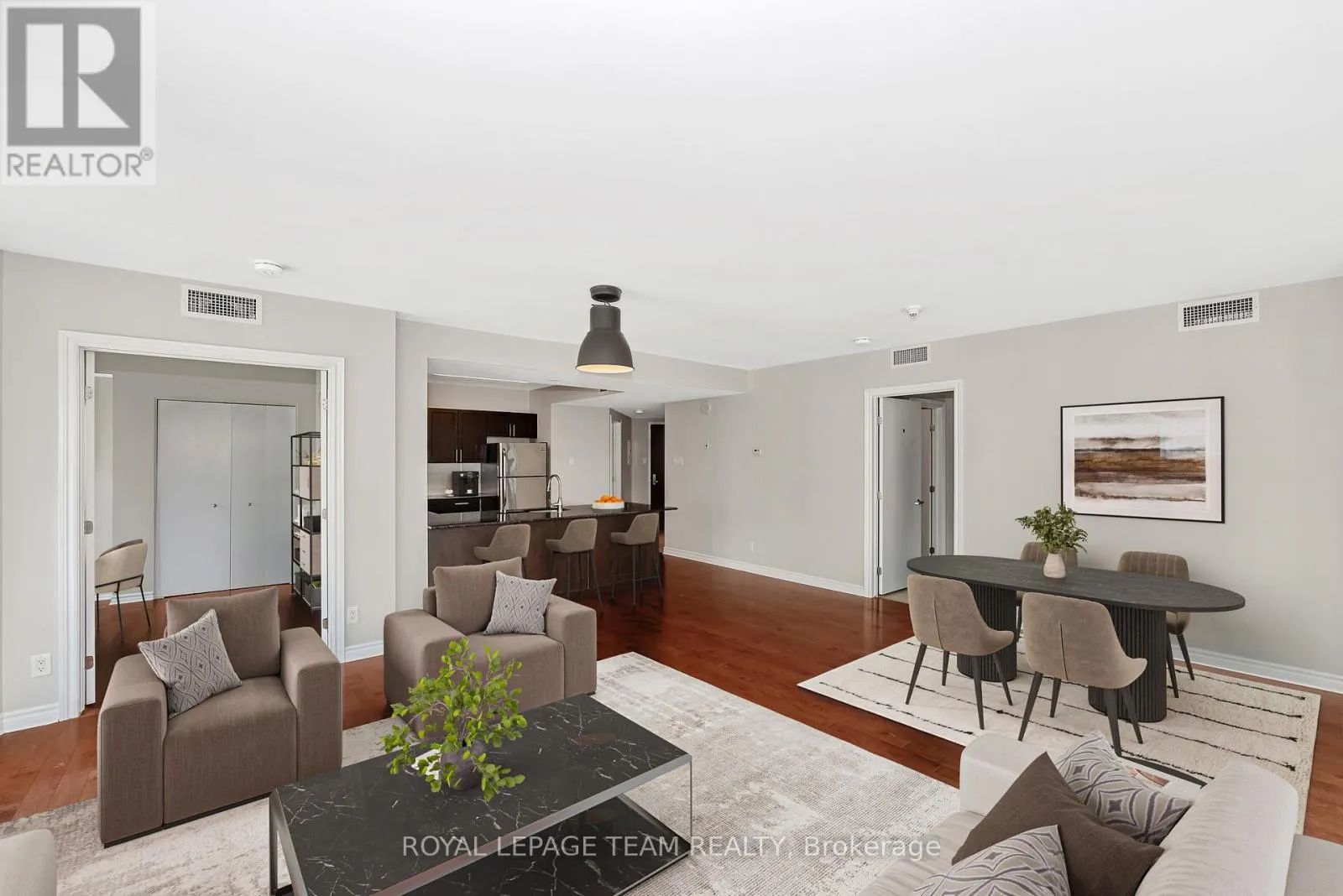 1404 - 234 RIDEAU STREET