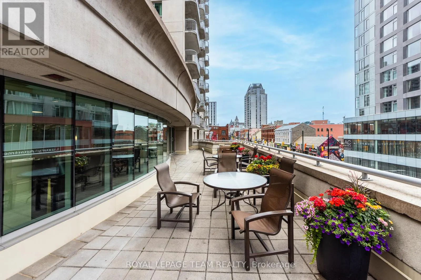 1404 - 234 RIDEAU STREET