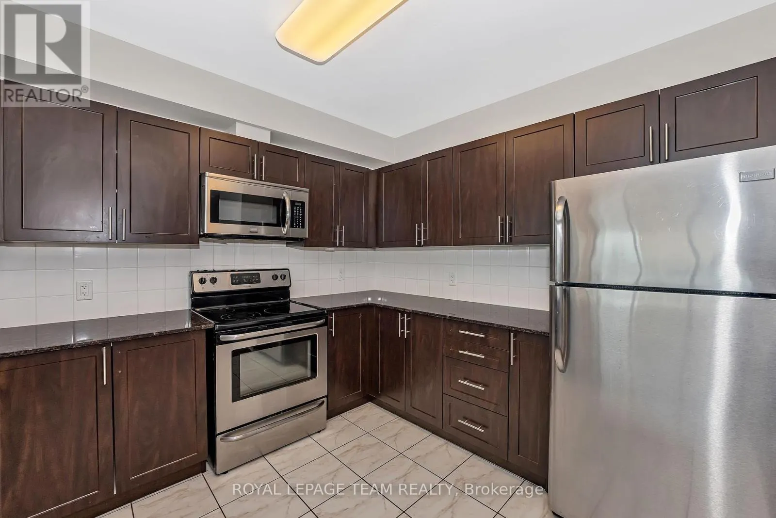 1404 - 234 RIDEAU STREET