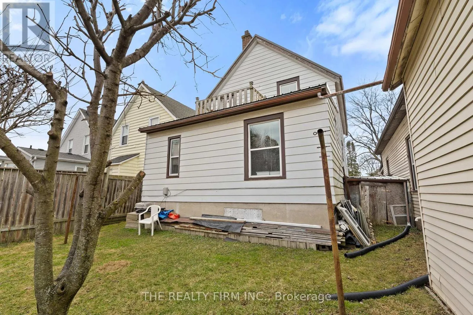 20 FOURTH AVENUE