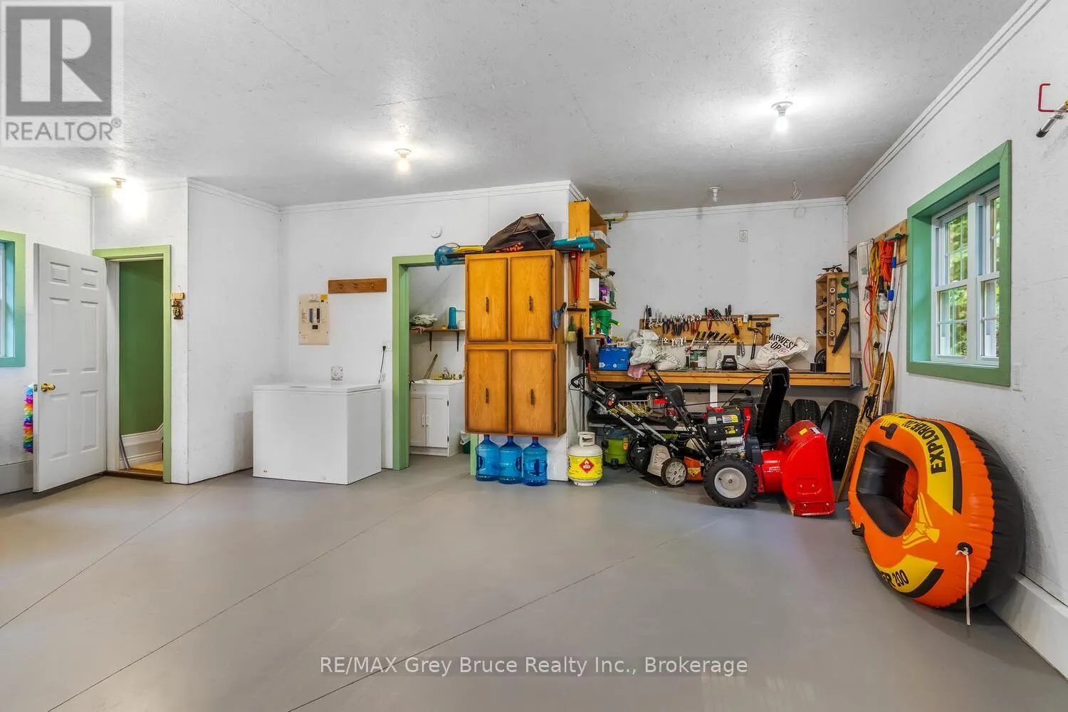 186 HOPE BAY ROAD