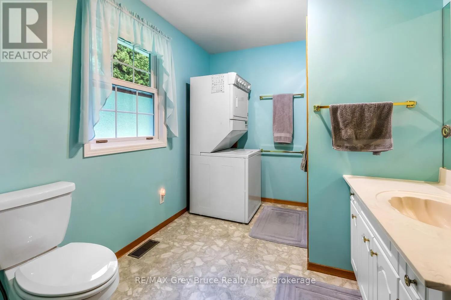 186 HOPE BAY ROAD