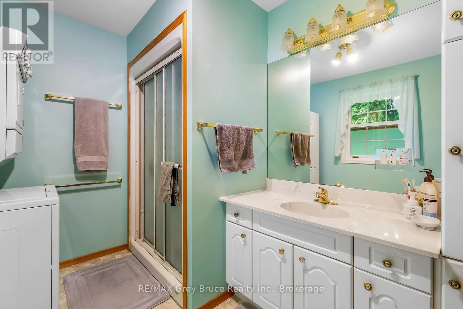 186 HOPE BAY ROAD