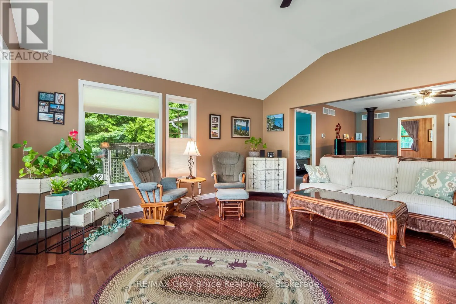 186 HOPE BAY ROAD