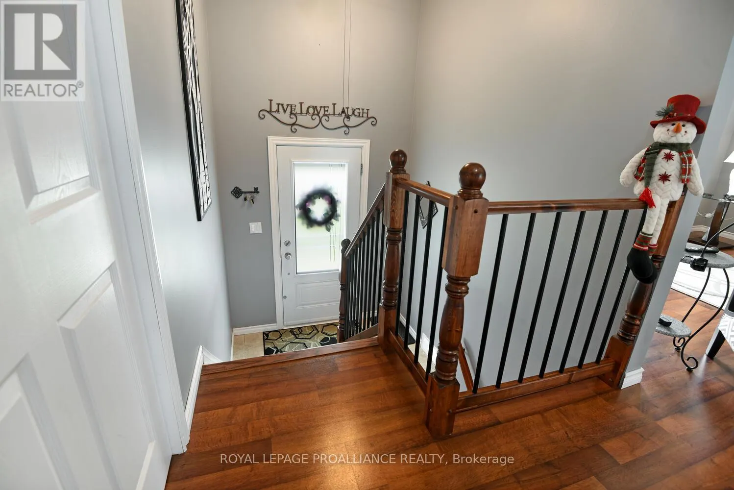 1343 BORDEN CRESCENT