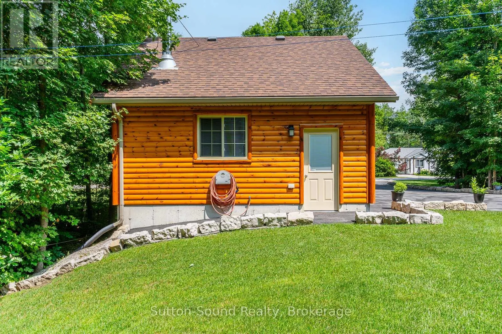 20 SANDY PINES TRAIL