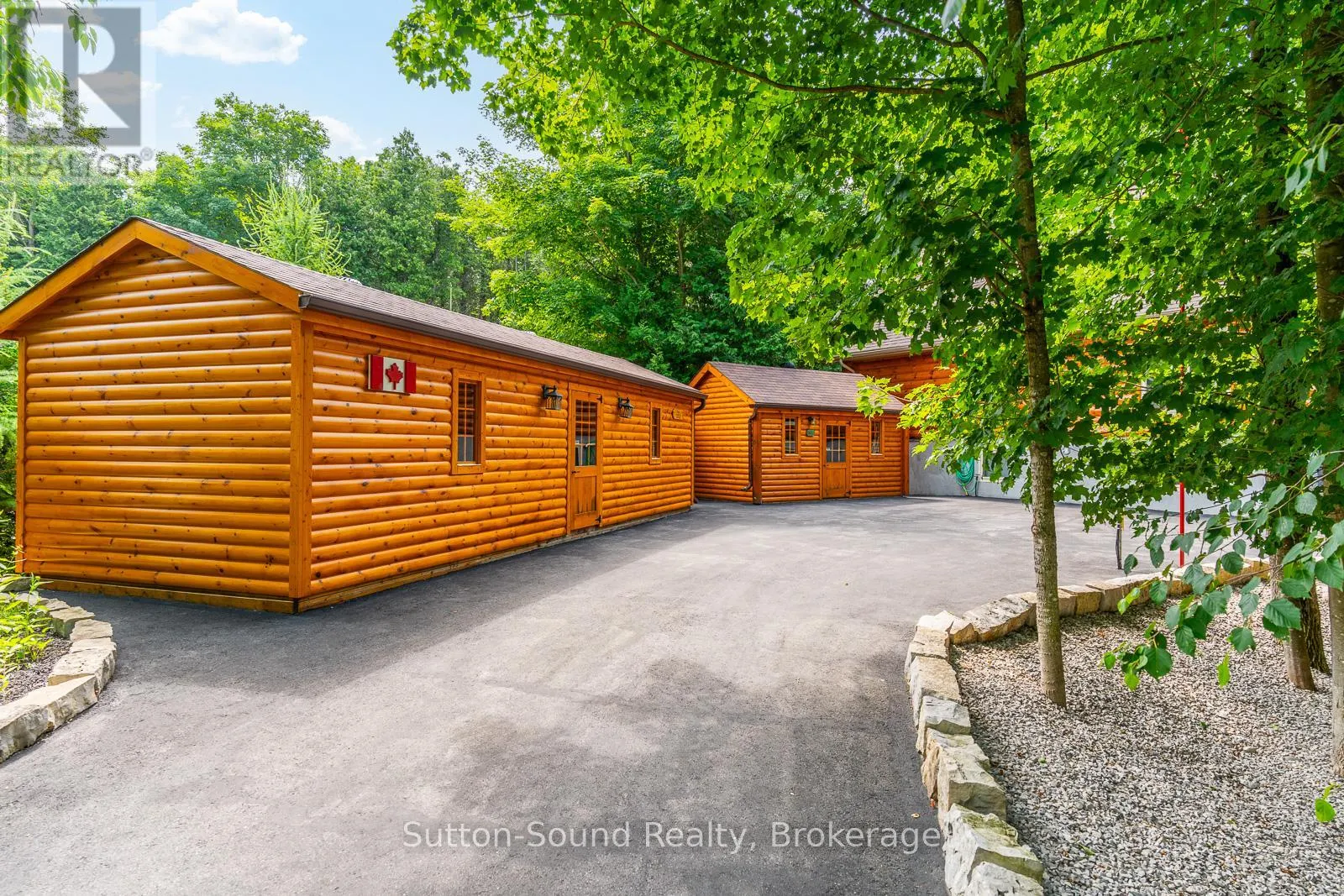 20 SANDY PINES TRAIL