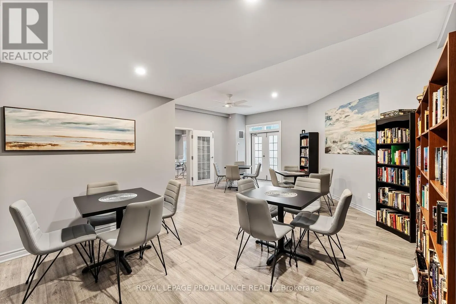407 - 125 THIRD STREET, #407
