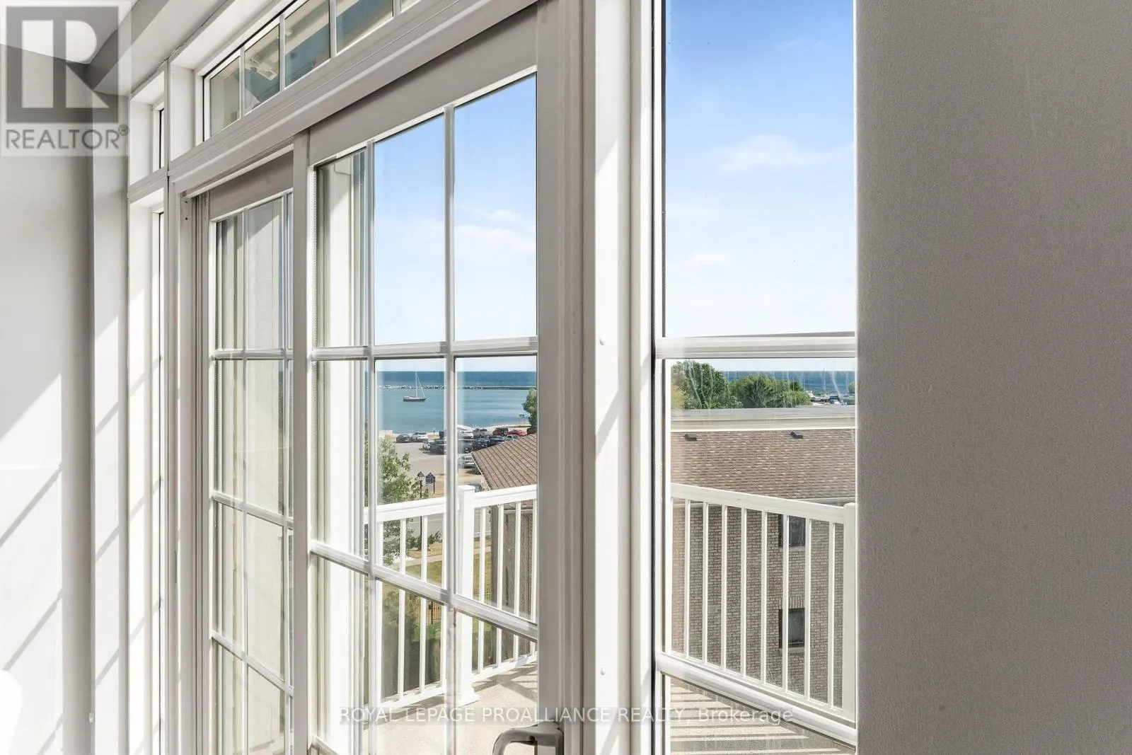 407 - 125 THIRD STREET, #407