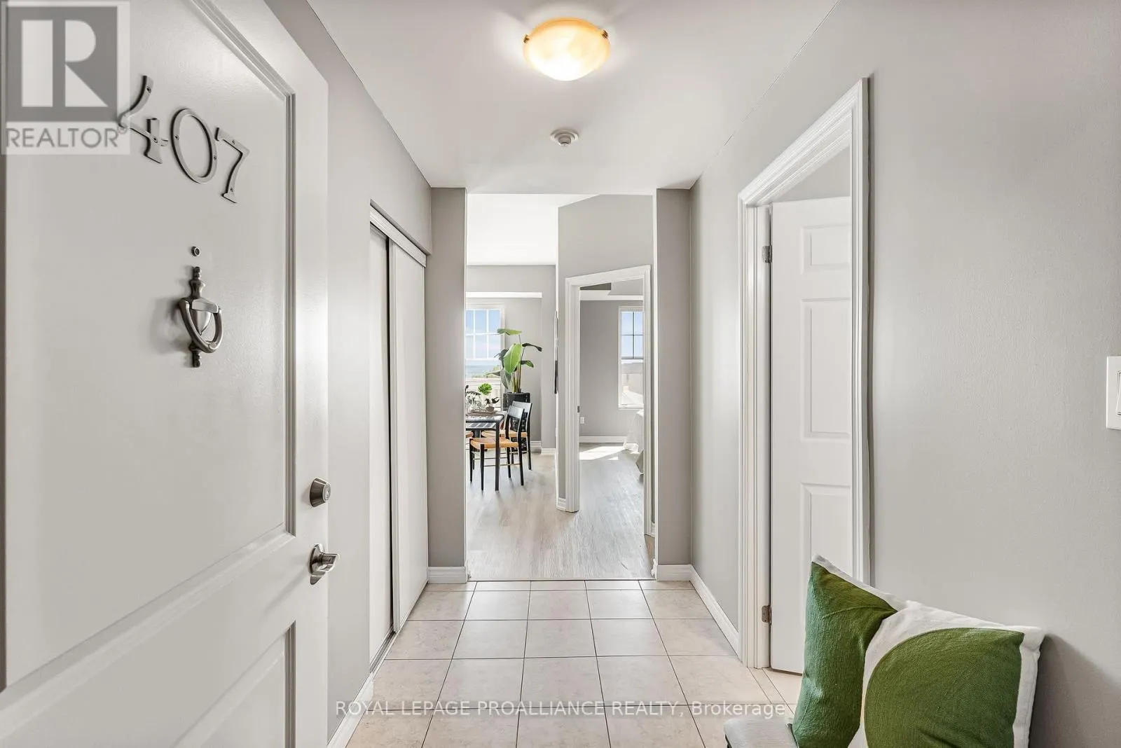407 - 125 THIRD STREET, #407