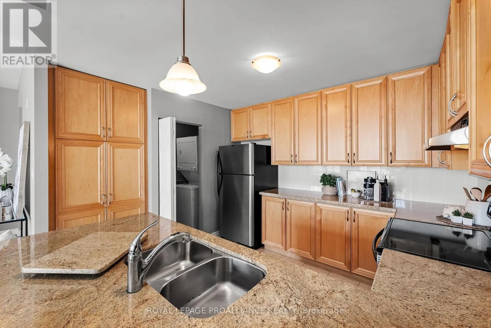 407 - 125 THIRD STREET, #407